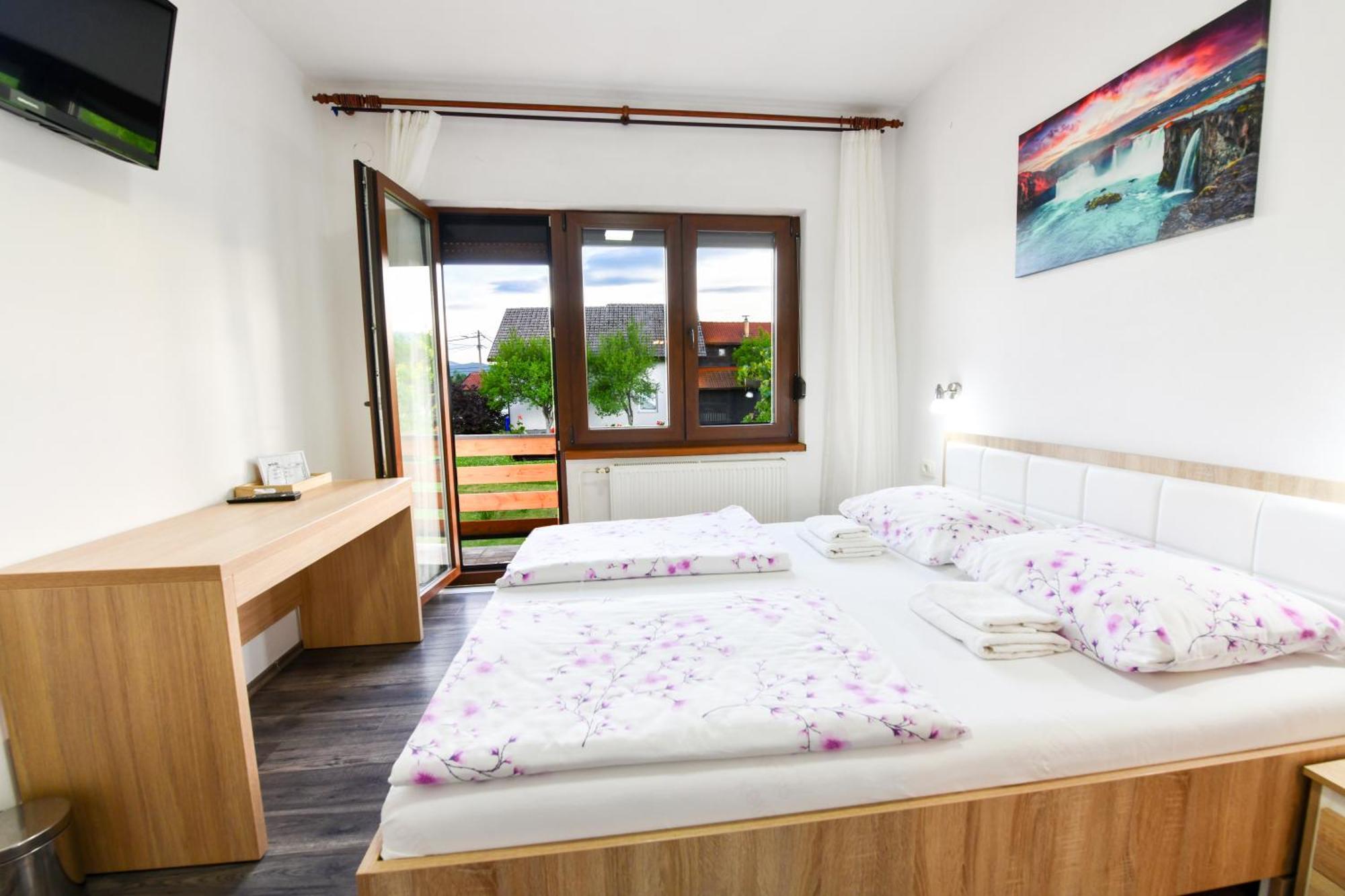 House Turkalj Hotell Grabovac  Eksteriør bilde